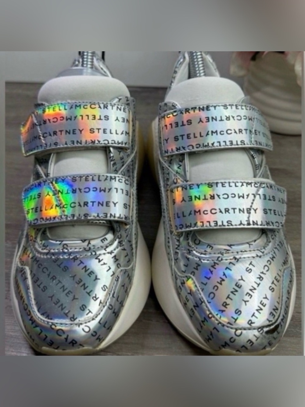 “Stella McCartney” Silver Hologram Logo Print. Women's Sneakers Size: 6.5 - Picture 4 of 10